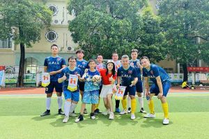 “足”够精彩！BB SPORTS集团“足”梦大龙街首届五人制男子公益足球赛